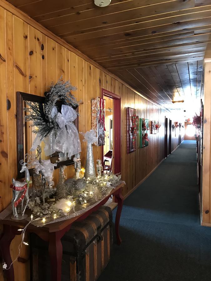 The Lodge At Red River Exterior photo